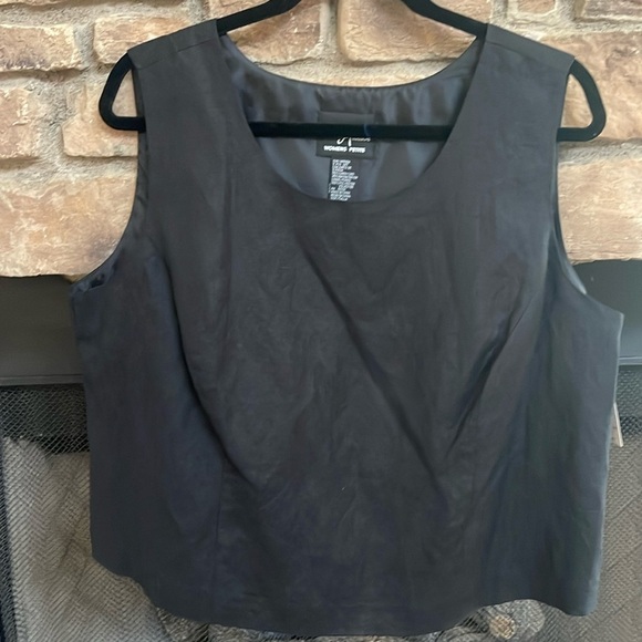 NWT Positive Attitude black sleeveless blouse with side zipper. Size 18P - Picture 1 of 5